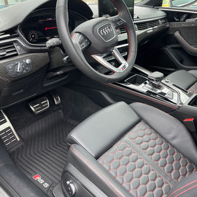 Audi RS5, Interior Detailing
