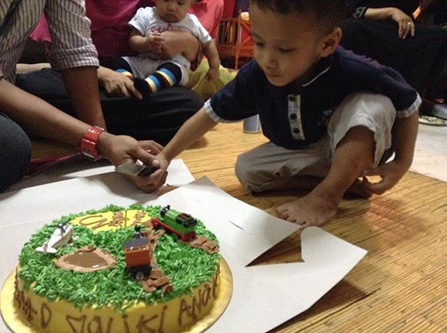 Happy birthday to Ahmad Maliki 🎈_•_•_Rm 75 ( 1kg )_•_•_•_🎂 Butterscotch Cake 🎂_•_•_•_ Grab it now