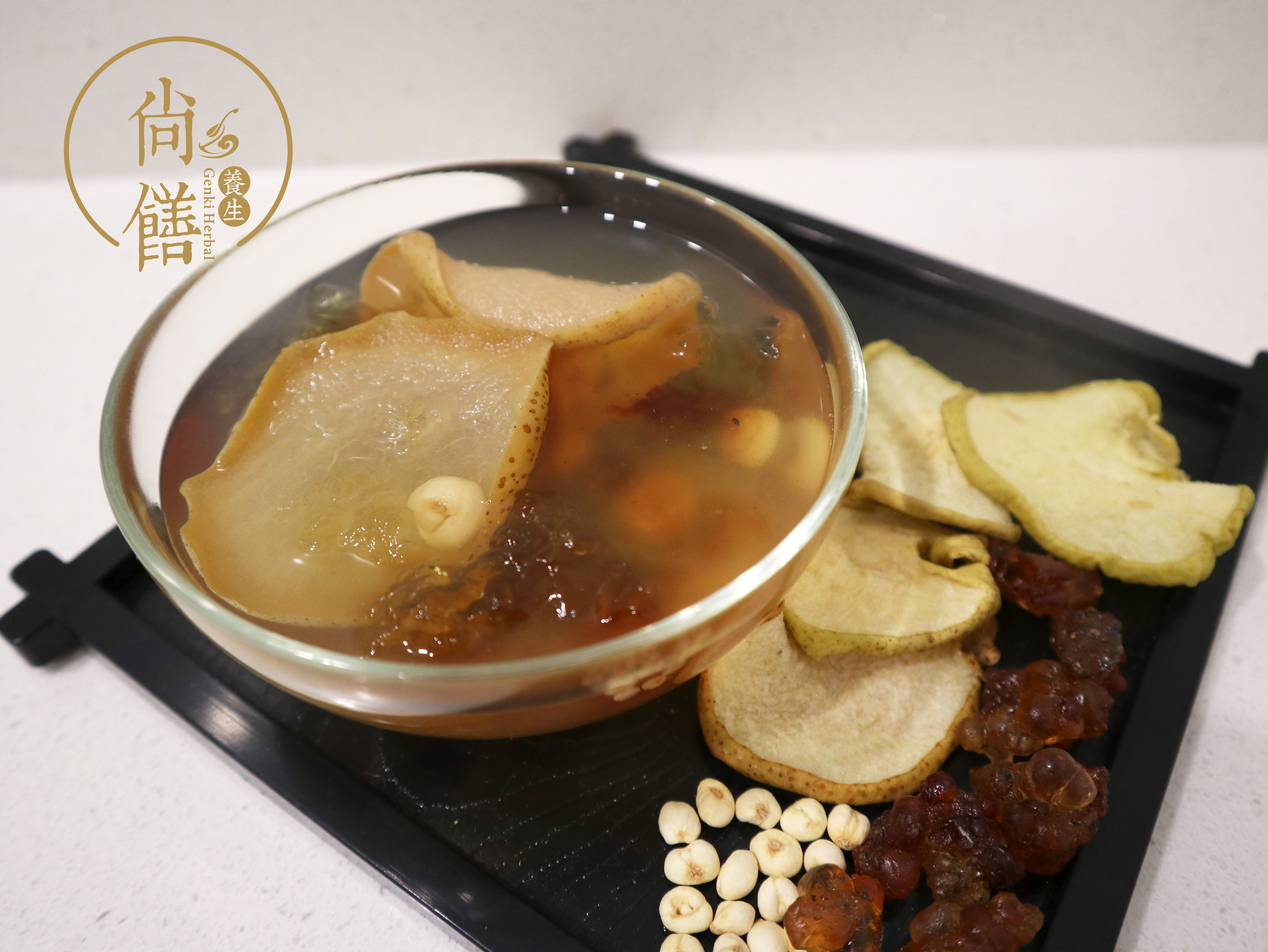 [ Peach gum Chuanbei stewed pear syrup ] Sweet pear soup with peach gum and fritillaries