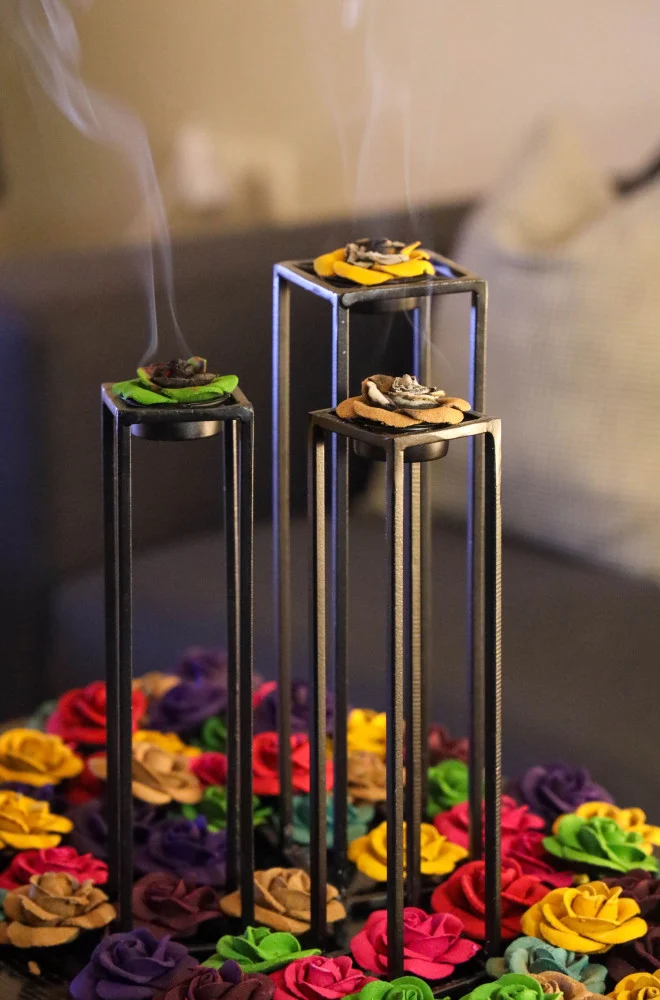 بخور الورد الهندي