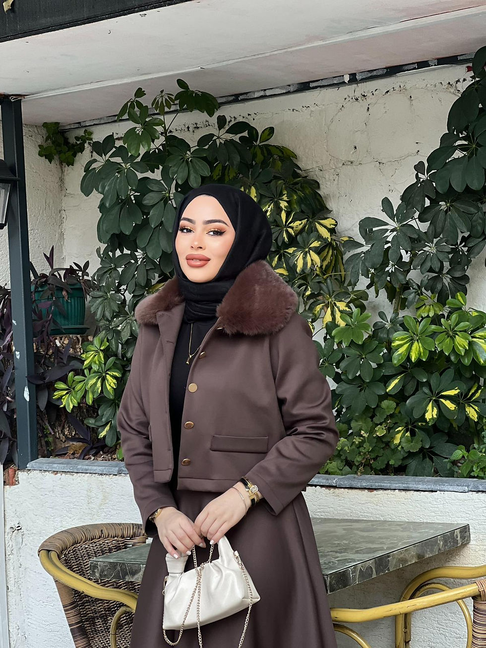 Küçük resim: Kürk Detaylı Etekli Takım