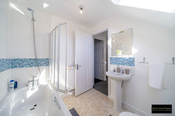 Maison Christo Property Short Lets _ Serviced Accommodation Reams Way Sittingbourne Kent A