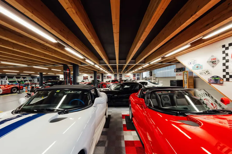 Exposition de Dodge Vipers emblématiques au Swiss Viper Museum