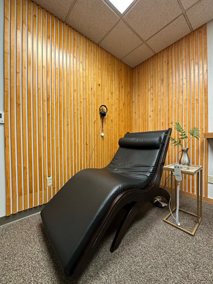 Vibroacoustic bed
