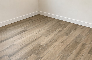 Flooring Contractor 2_edited.jpg