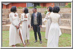 323