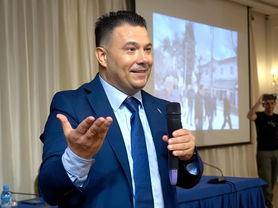 Nuk lindëm për të imituar, por për të kuptuar