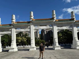 Historia nuk është pengesë