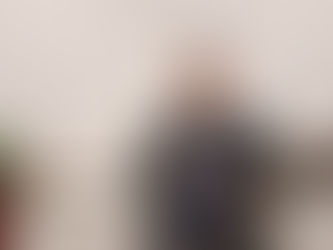 Dikur njeriu mendonte se duhej të prekte yjet për të qenë i ndriçuar