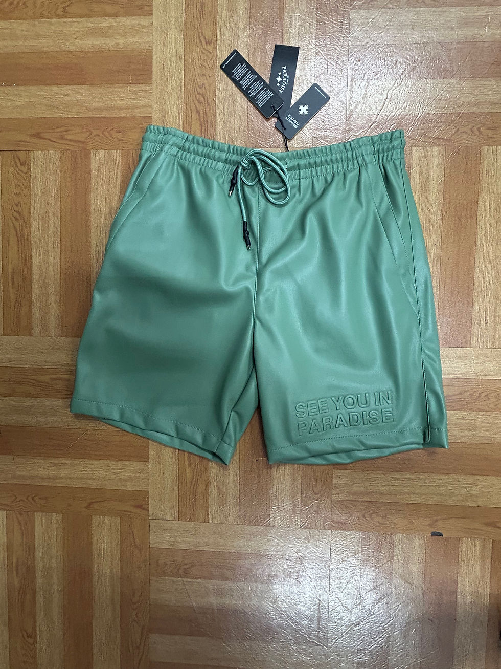 תמונה ממוזערת: SYIP PU Leather Shorts
