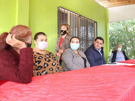 ARRANCA HOMERO MARTÍNEZ INSTALACIÓN DE LÁMPARAS LED EN COMUNIDAD EL CAPRICHO