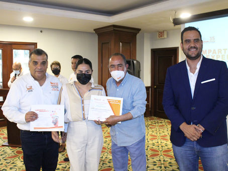 Se lleva a cabo entrega de reconocimientos y diplomas de la convocatoria "Comparte tu Experiencia"
