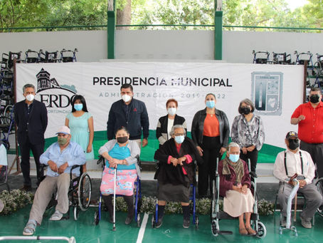 ENTREGA HOMERO MARTÍNEZ APARATOS ORTOPÉDICOS