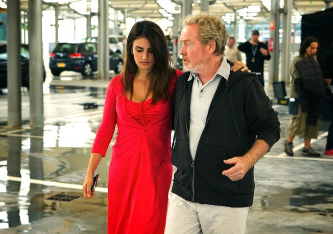 Ridley Scott directing Penelope Cruz in The Counselor