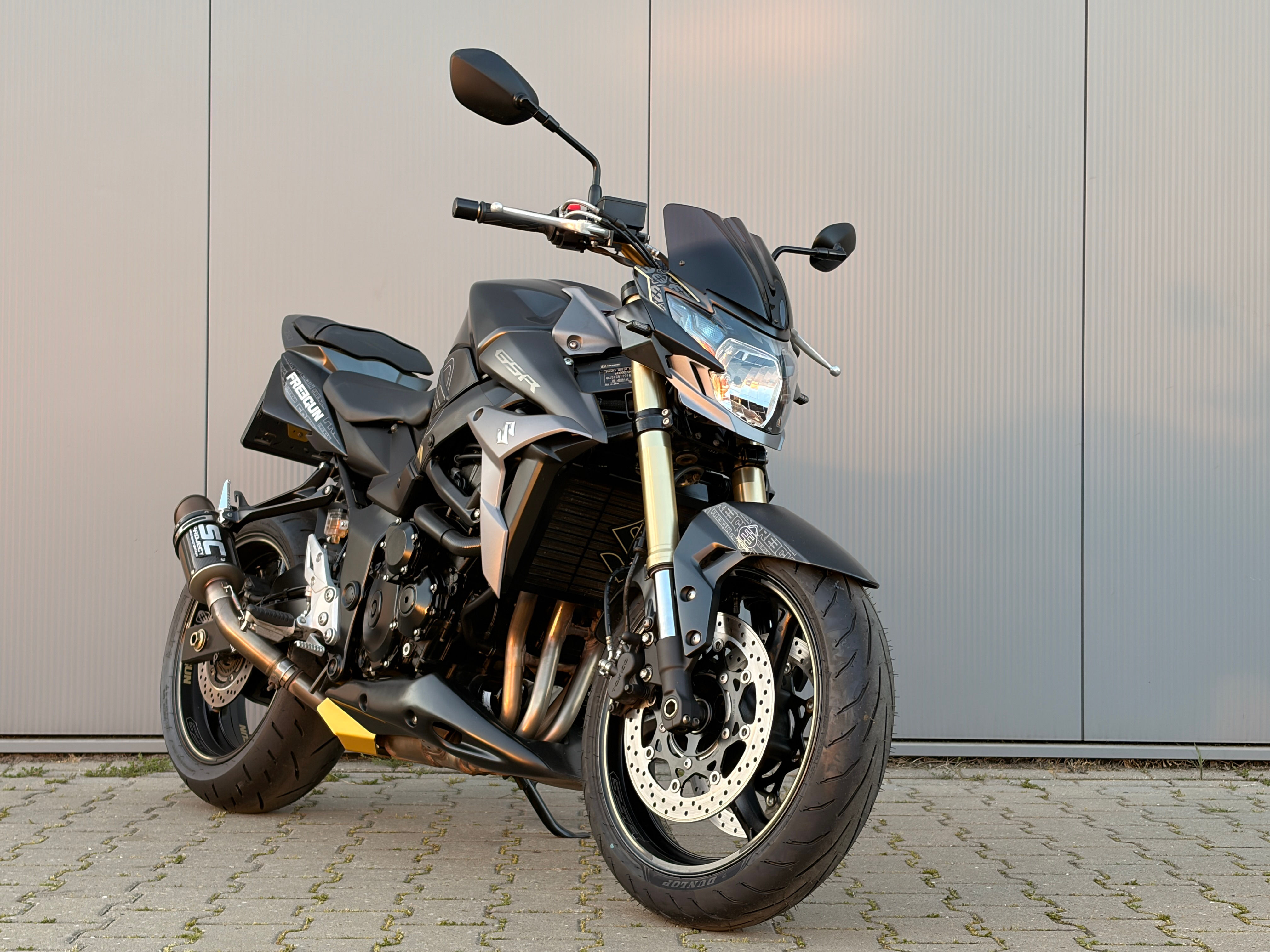 2016 Suzuki GSR 750 Freegun 106pk ABS - 24.749 km - € 7.290,-