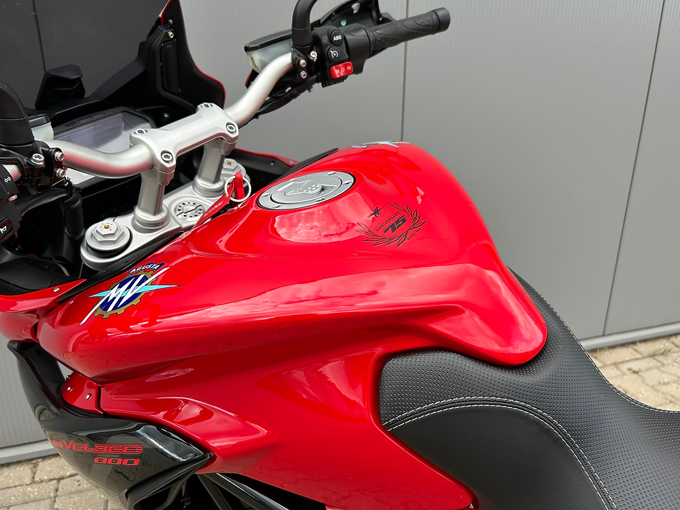 Thumbnail: 2021 MV Agusta Turismo Veloce 800 110pk Rosso ABS 