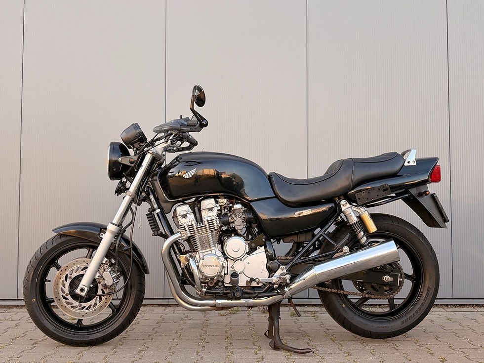 Thumbnail: 1994 Honda CB 750 F2 73pk Seven Fifty - 29.603 km - € 2.790,-