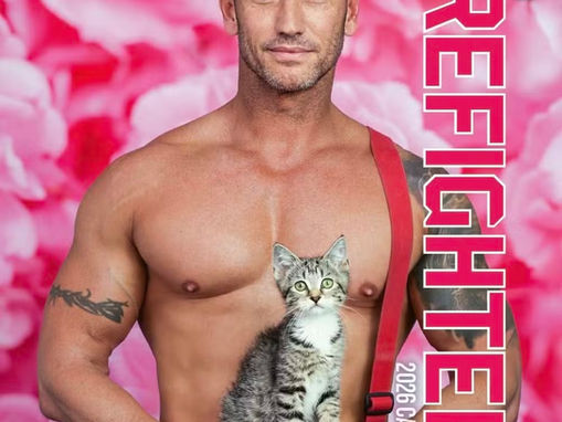 Bombeiros australianos lançam calendário 2026 e posam sem camisa ao lado de animais em iniciativa solidária