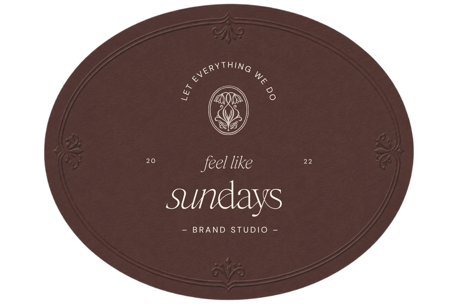 sundays_brandstudio_logo_oval_gepraegt.webp