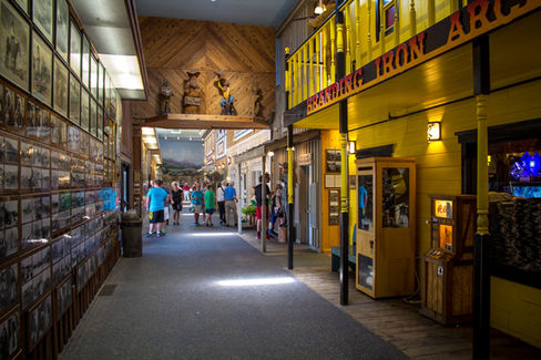 wall drug south dakota hallway