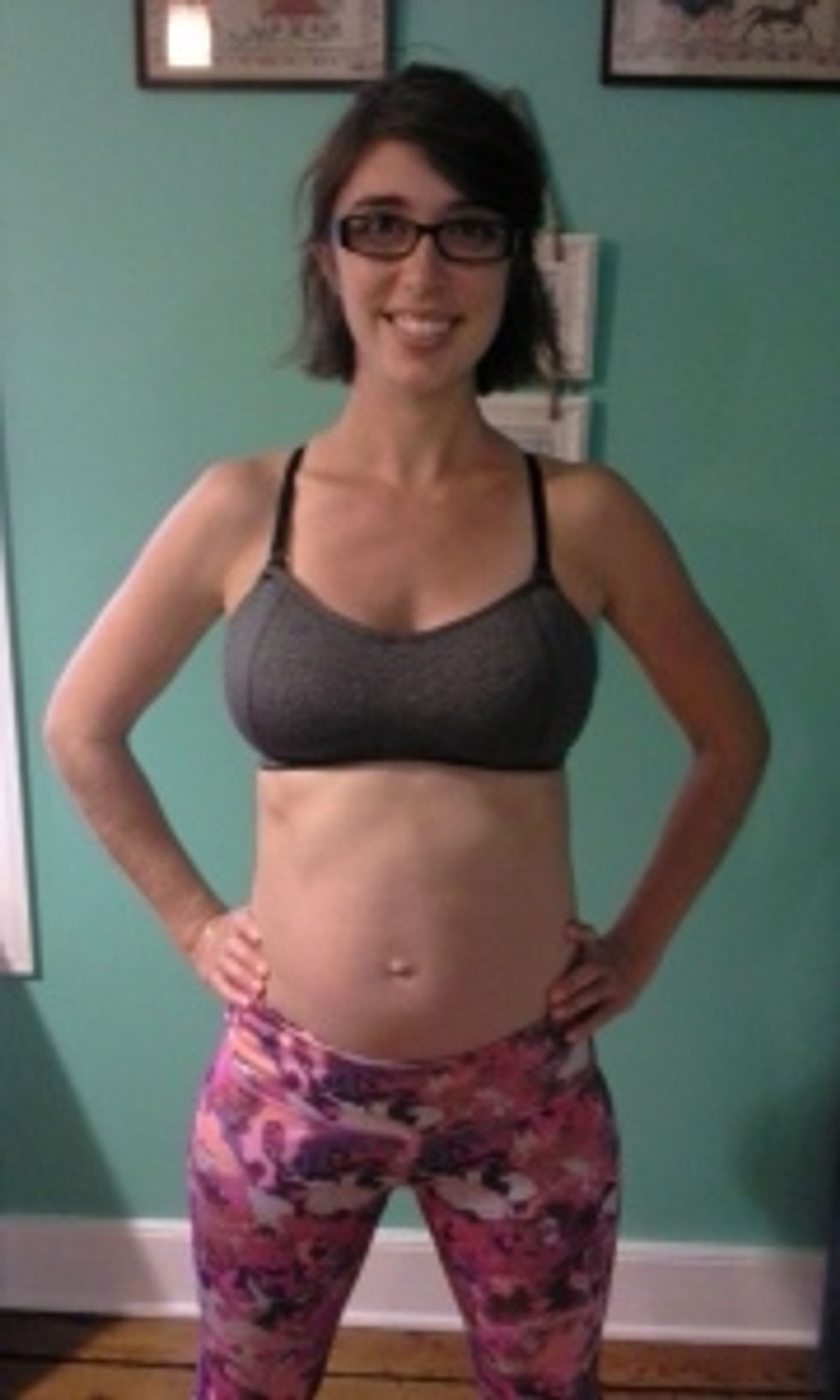 The Motherhood Maternity Sports Bra, and my ~30 week baby bump.