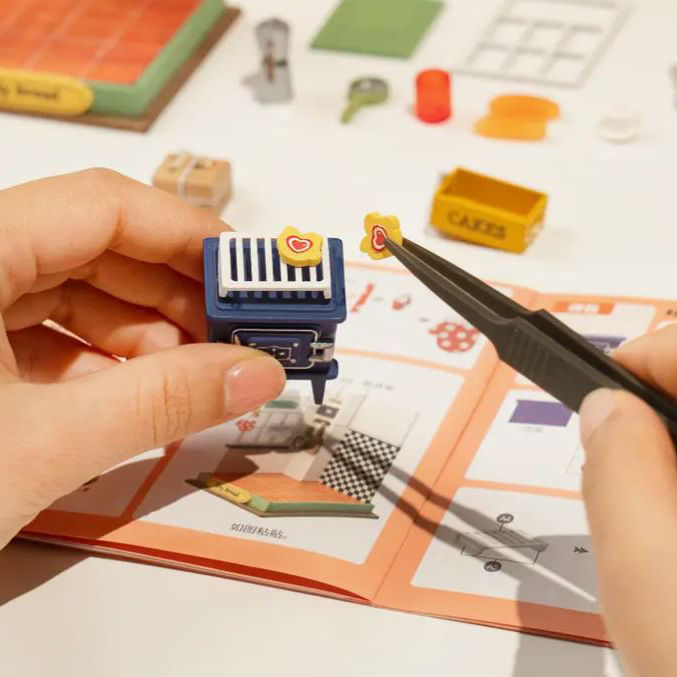 Thumbnail: making cute miniature mini diarama with afternoon baking theme with some premade peices kit kitchen retro funmodel set
