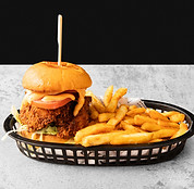 The Light House Pub_Southern Fried Chicken_2880x2304.jpg