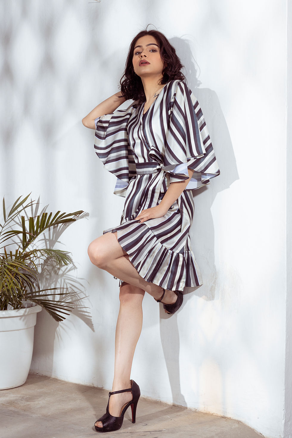 サムネイル： Monochrome Gathered Dress
