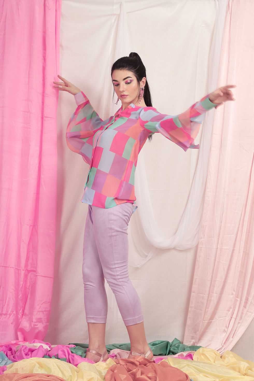 Thumbnail: Detailed Sleeves Shirt