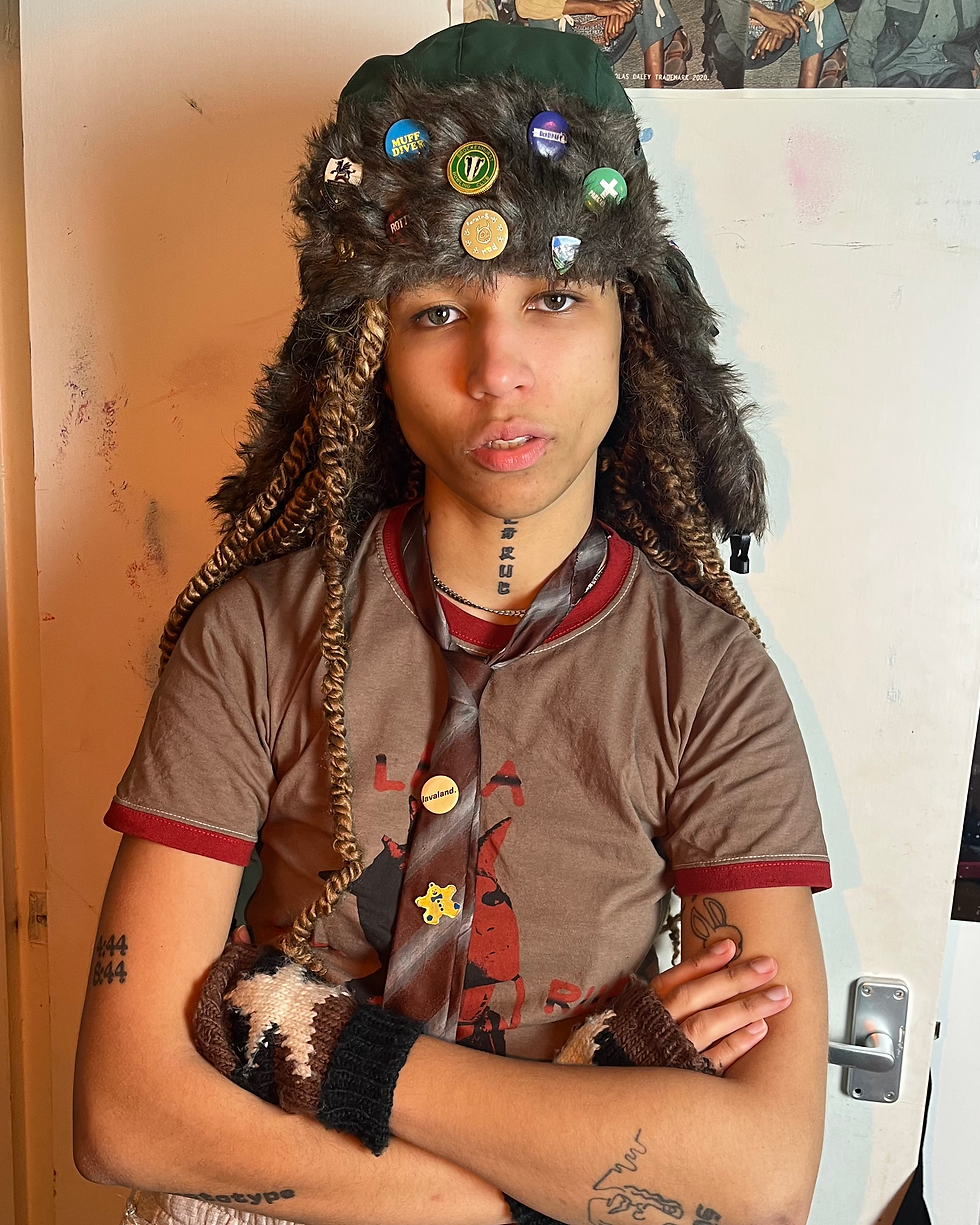 Thumbnail: BROWN BUTTER-FLY FITTED PUNK RINGER