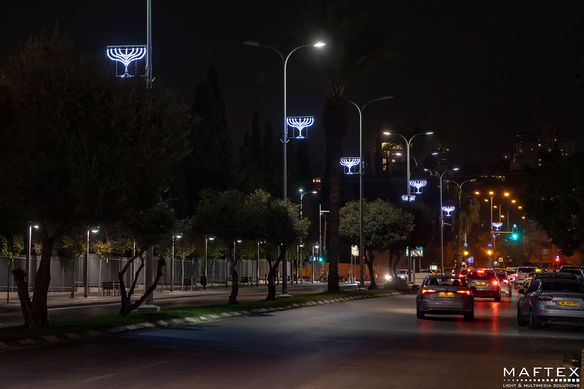 Lighting menorahs TLV (9).jpeg