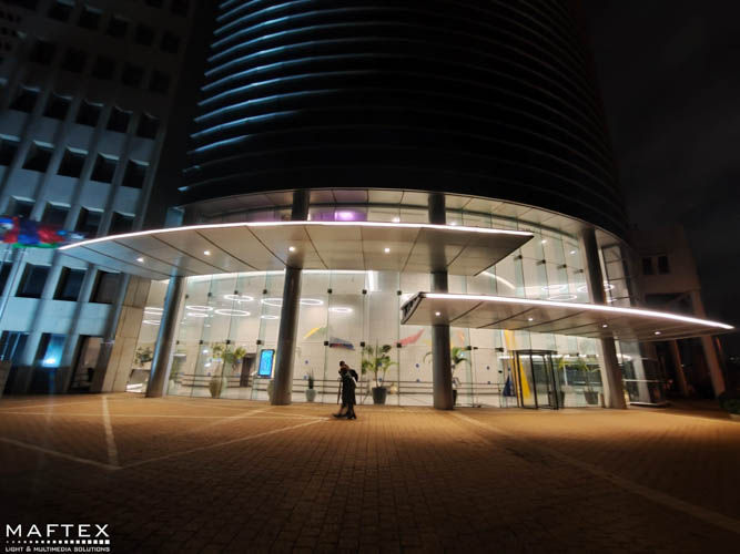 Trade Tower TLV