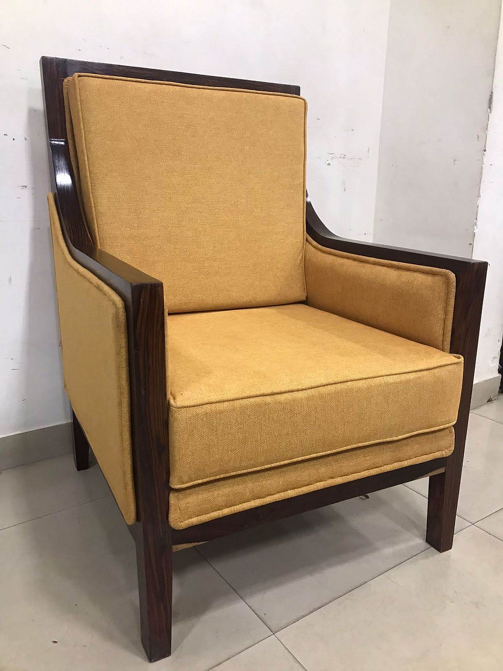 Minimal design rosewood chair