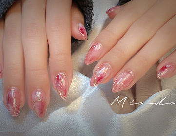 Nageldesign (Nail Trends) – 美甲 Marineblaue Nägel / Navy Blue Nails（海軍藍美甲） Nude Champagner Katzenaugen-Nägel / Nude Champagne Cat Eye Nails（裸色香檳貓眼美甲） Minimalistische Französische Kurze Nägel / Minimalist French Short Nails（極簡法式短指甲） Metallische Perlmutt-Nägel / Metallic Pearl Nails（金屬珍珠母貝美甲） 3D-Nailart / 3D Nail Art（3D立體美甲） Japanische Nageldesign DüsseldorfTrend Nageldesign 2024 Japan & Korea,J-Beauty Nagelstudio Düsseldorf,Nagelstudio Düsseldorf für Koreanische & Japanische Styles美甲設計 / Nail Design / Nageldesign
	美甲款式 / Nail Styles / Nagelstile 
	法式美甲 / French Manicure / Französische Maniküre
	凝膠美甲 / Gel Nails / Gelnägel

	美甲貼紙 / Nail Stickers / Nagelaufkleber
	美甲沙龍 / Nail Salon / Nagelstudio
	指甲藝術 / Nail Art / Nagelkunst
	指甲保養 / Nail Care / Nagelpflege
Glitter nails / 水鑽美甲/ 氣質美甲/ elegant nails / 高級美甲  
德國美甲 北威州美甲 germanynails 杜塞道夫美甲 Düsseldorfnails nailsalon gelnails 
暈染美甲 大理石美甲 Bloomingnails blooming