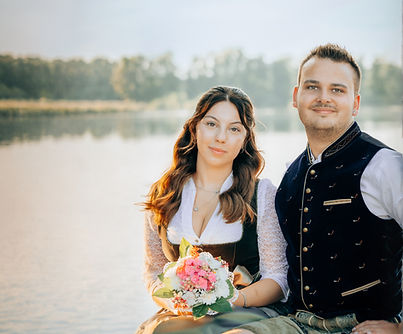 Laura_Maxi (3)_edited_edited.jpg