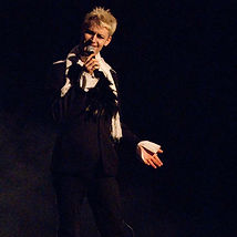 Compere.jpg