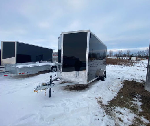 front of v nose enclosed trailer
