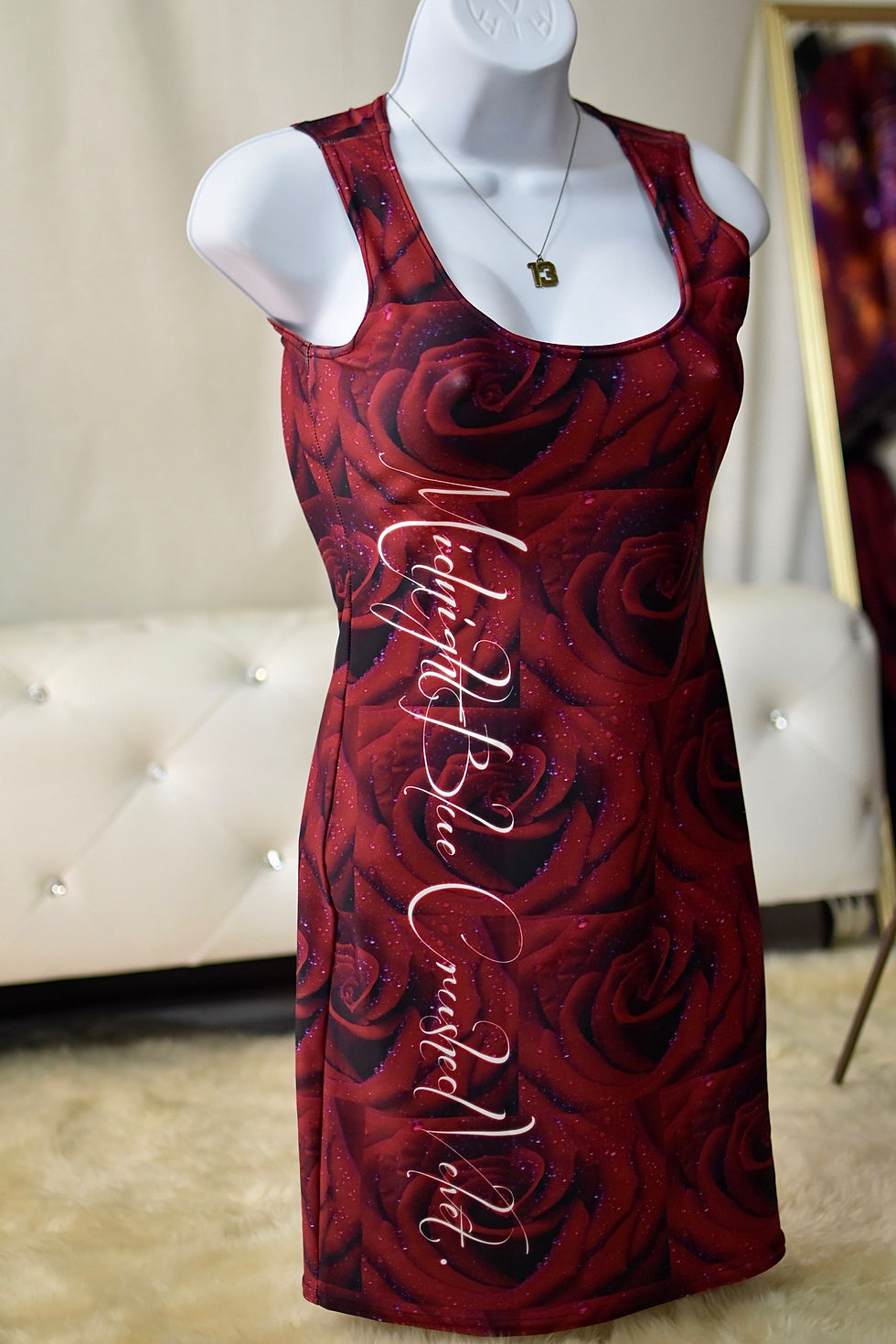 Thumbnail: Dresscode: "Thorn"-- from The Florals, of MBCV