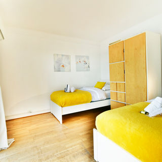 Chambre lits simples conciergerie Standing Presta