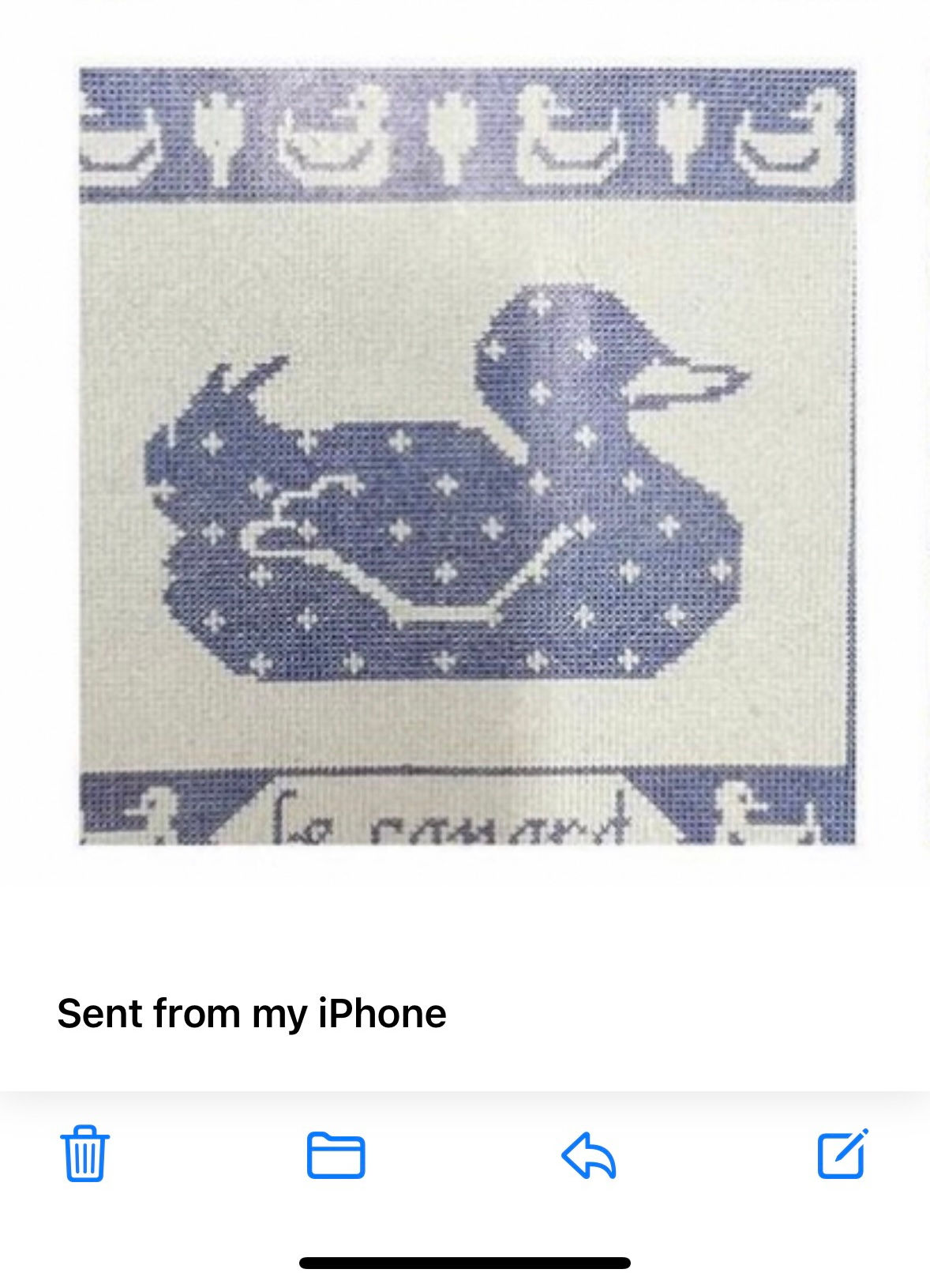 Le Canard Duck by Alice Peterson