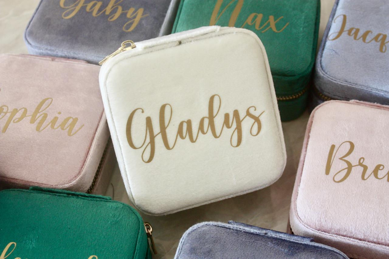 JOYERO TERCIOPELO BEIGE PERSONALIZADO