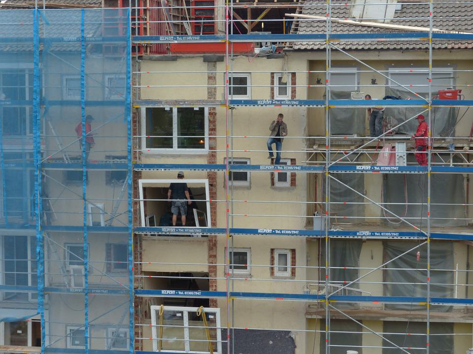 impalcatura, operai, condominio, casa, ristrutturazione, finestre