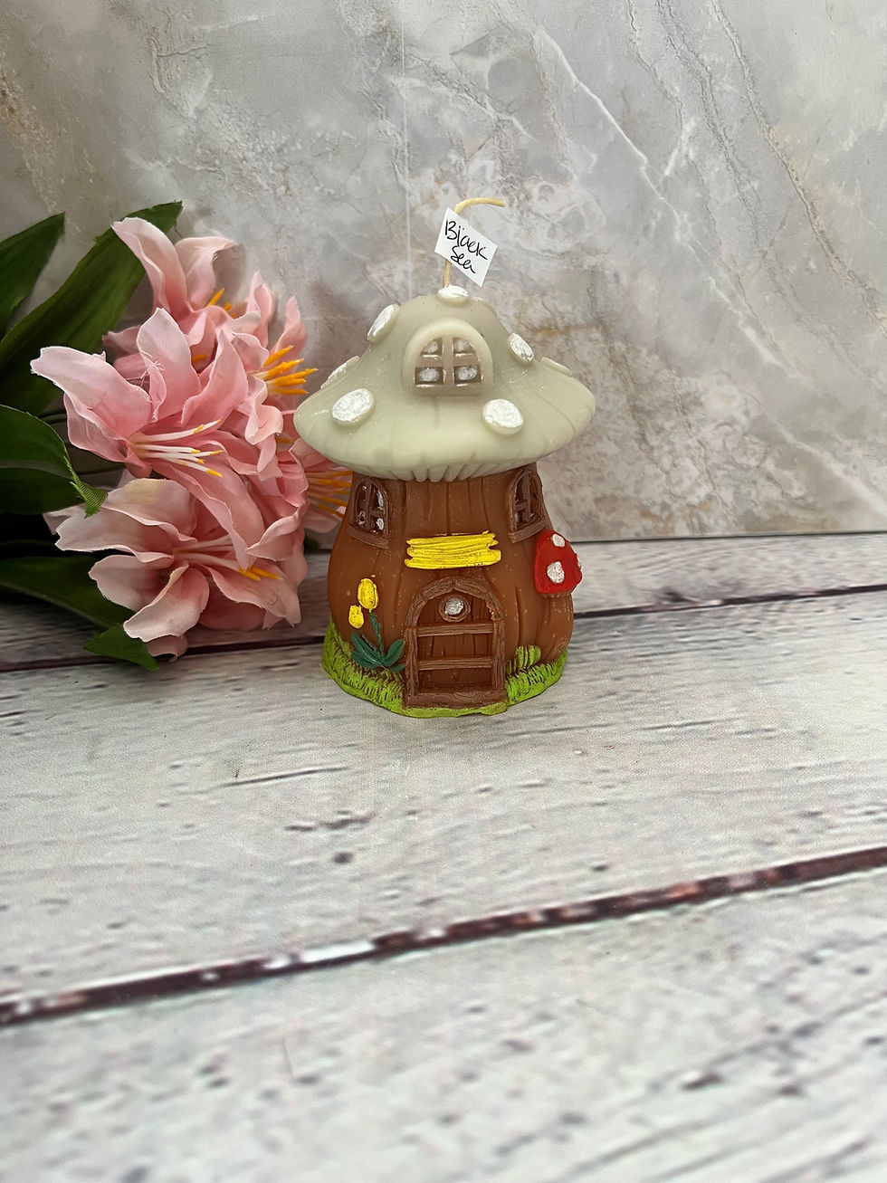 Thumbnail: Mushroom candles- hand painted 