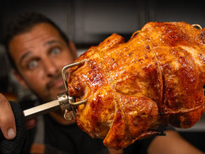 Pollo Asado al Carbón en Rotiserrie con el Masterbuilt Gravity Series 800