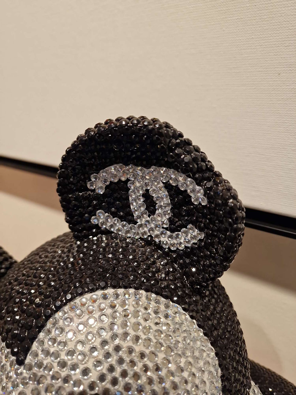 Thumbnail: Mickey Swarovski chanel design