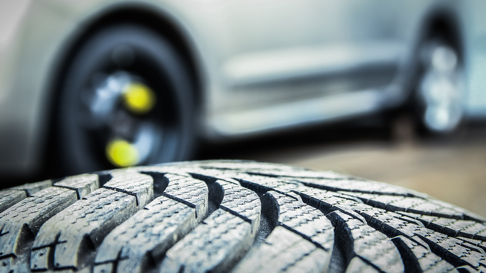 tyre thread