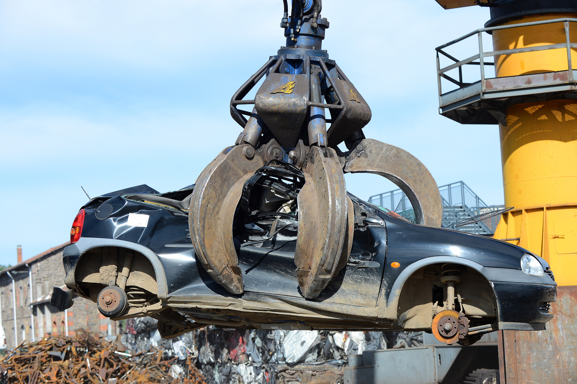 old car scrapping