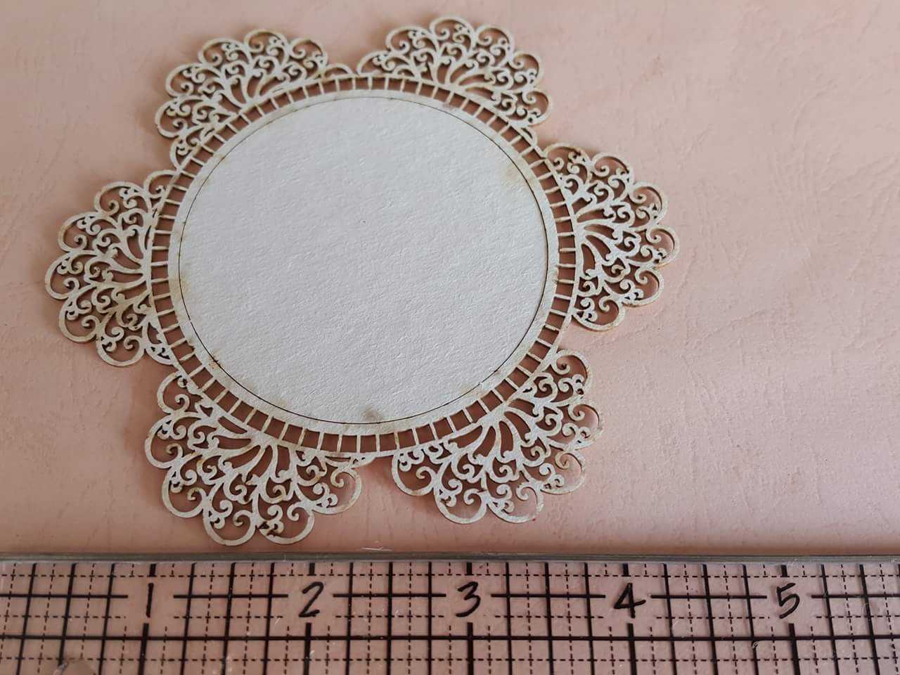 מסגרת דויילי עיגול ענקית