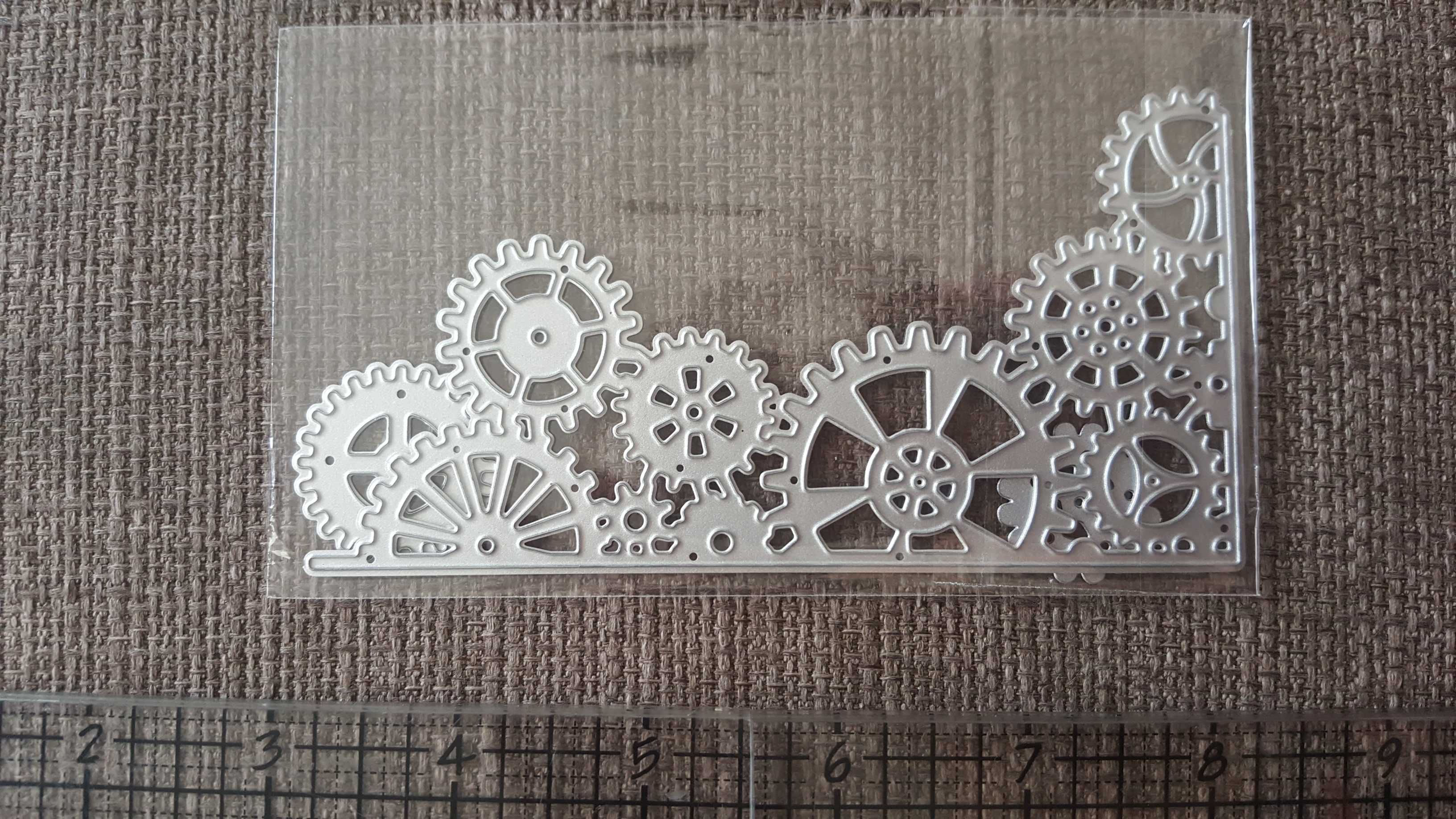 פינה גדולה גלגלי שיניים