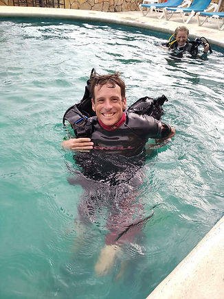 best scuba diving shop in puerto morelos